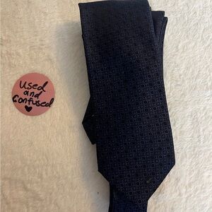 Kenneth Cole Reaction Dark Blue Circle Pattern Tie